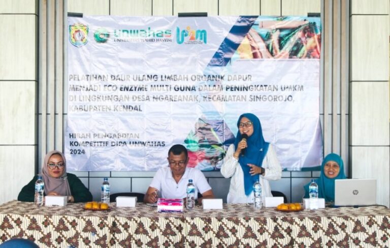 Manfaatkan Limbah Dapur, Dosen Unwahas Dampingi Masyarakat Ubah Jadi Eco Enzyme