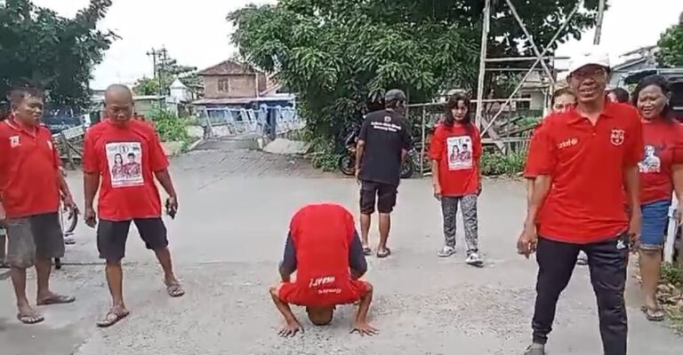 Agustin-Iswar Menang, Warga Semarang Ini Penuhi Nazar yang Unik dan Menginspirasi