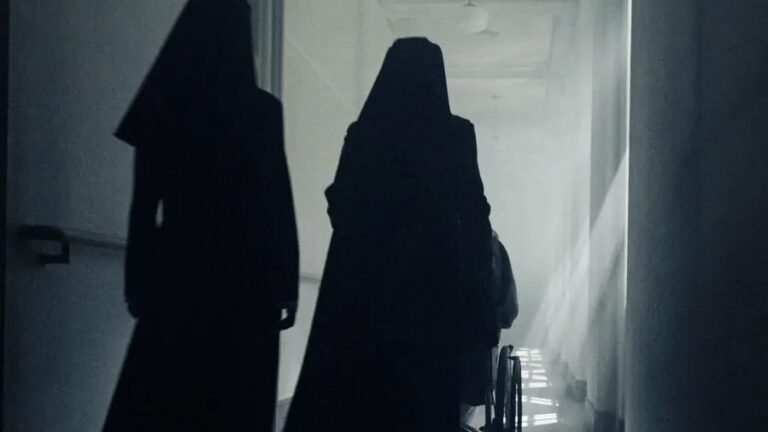 Teaser poster terbaru dari film Korea Selatan The Priests 2 : Dark Nuns dibintangi Song Hye Kyo. Soompi
