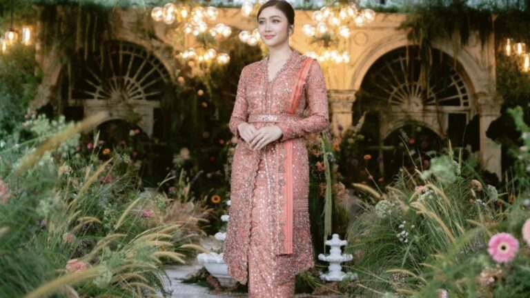 Eksplorasi Akting Febby Rastanty di Film Wanita Ahli Neraka