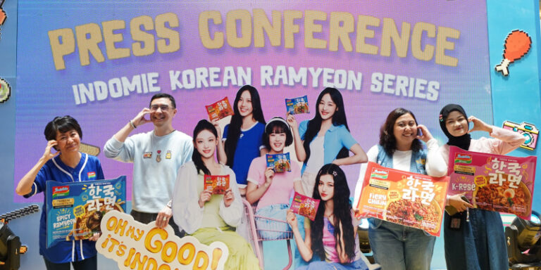 Kolaborasi Indomie dan News Jeans Luncurkan Korean Ramyeon Series