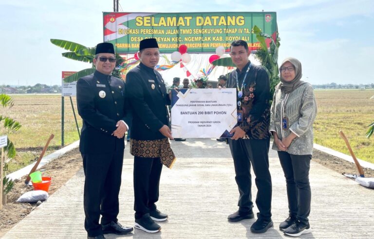 Bandara Adi Soemarmo Hijaukan Desa Pandeyan Boyolali