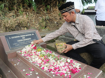 Pemkab Blora Wacanakan Pemasangan Lambang Daerah di Makam Mantan Bupati