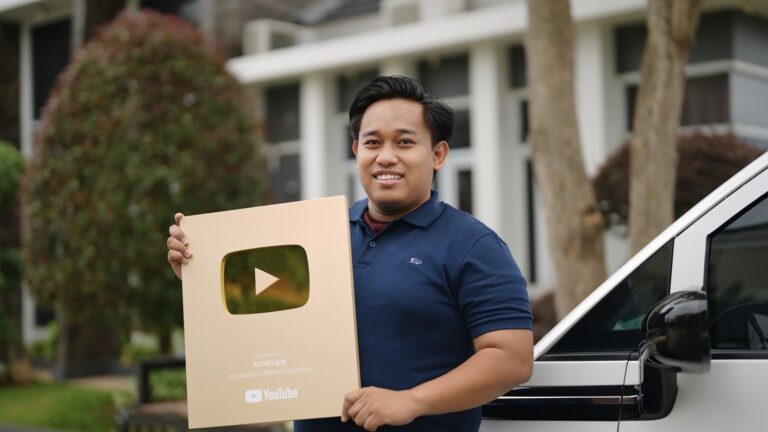 AD REVIEW Manfaatkan Peluang Kolaborasi YouTube dan Shopee