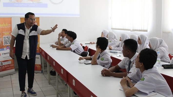 FIFGROUP Gandeng Puluhan Ribu Guru dan Siswa dalam Program MENYALA Guna Tingkatkan Literasi Keuangan