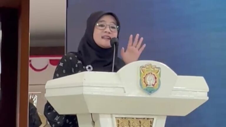 Nawal Yasin : Perempuan Harus Teladani Wawasan Kebangsaan Mbah Maimoen