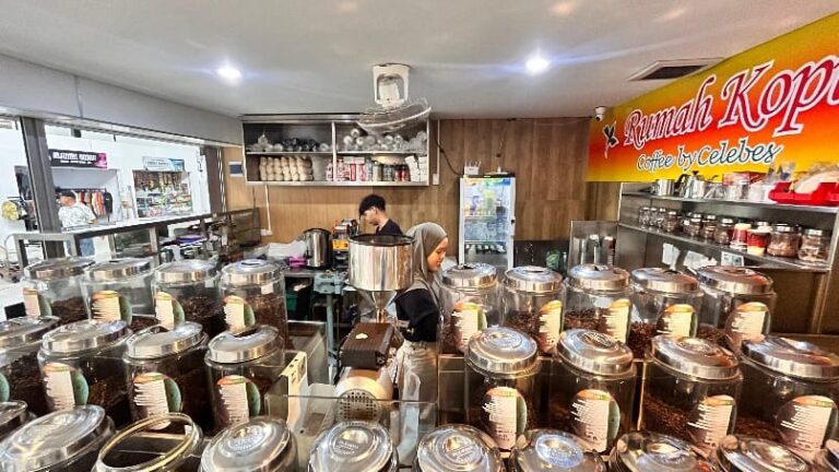 Menyesap Kopi di Pasmod BSB City