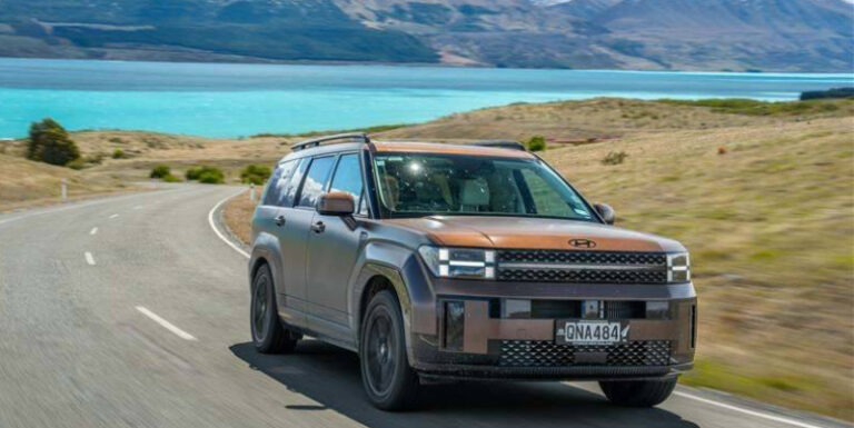 All-New SANTA FE Diakui Salah Satu SUV of The Year di Top Gear.com Awards