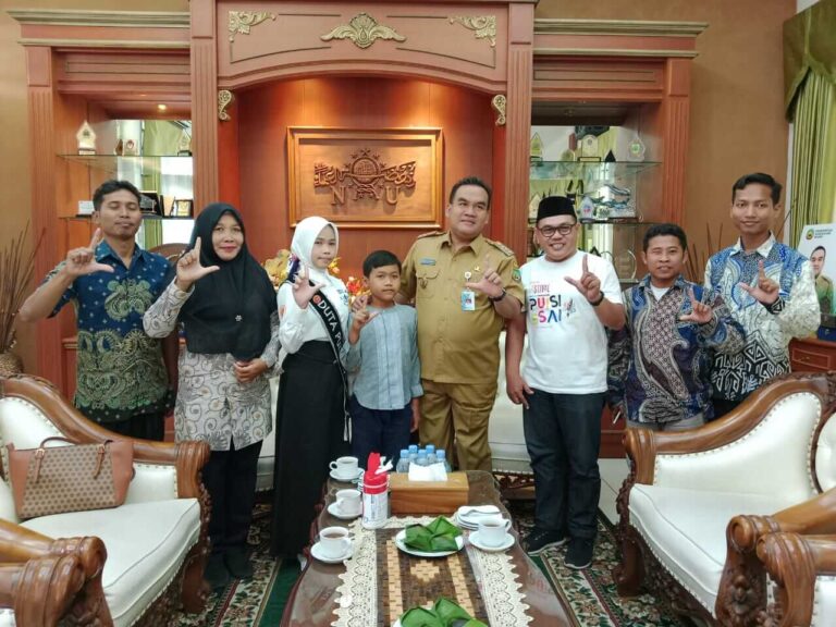 Duta Puisi Esai Nasional dari Jawa Tengah Sosialisasikan Puisi Esai di Blora