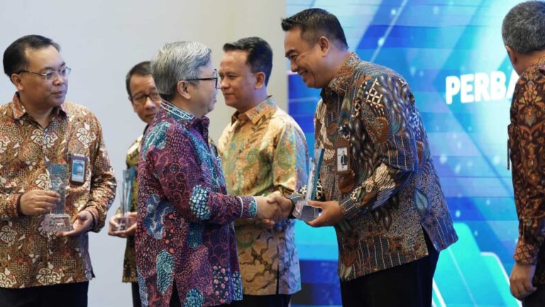 Bank Jateng Raih Penghargaan Mitra Terbaik dalam Pengelolaan Kas Negara Tahun 2024 dari Kemenkeu