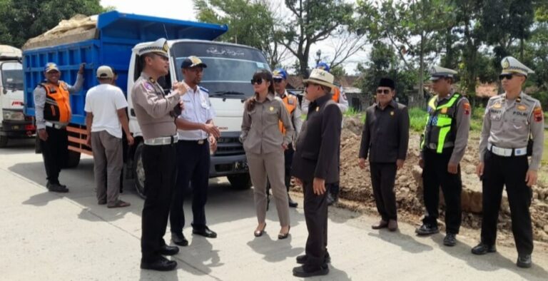 Ketua Komisi C DPRD Kendal, Tertibkan Dump Truk di Galian C Jatirejo