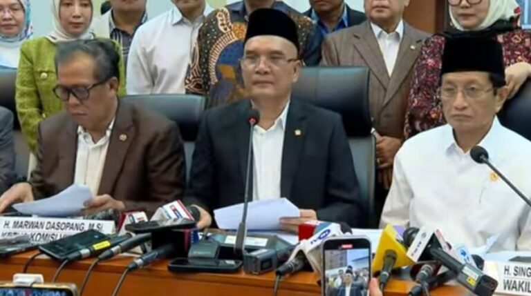 Biaya Haji 2025 Hanya Rp 55,4 Juta, Turun dari Tahun Sebelumnya