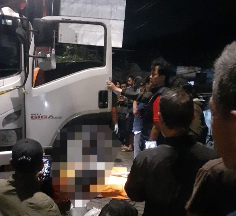 GPS Tidak Bergerak Seharian, Pengemudi Truk Ditemukan Meninggal di Exit Tol Bawen