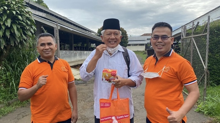 Upaya Sembuhkan Anak Hantarkan Jadi Pengusaha Susu Kambing Etawa