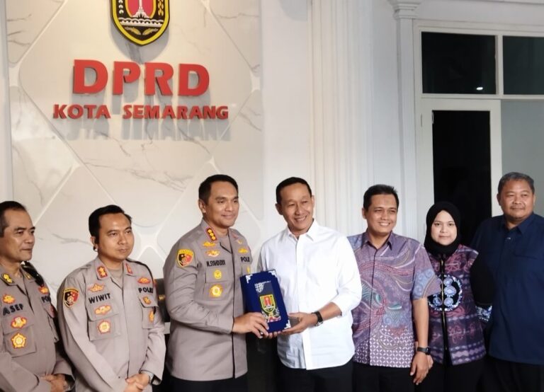 Jaga Sinergitas, Kapolrestabes Semarang Silaturahmi ke Legislatif