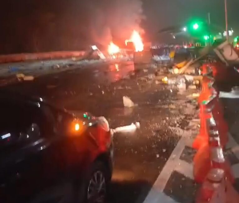 Tindak Lanjut Kecelakaan di Gerbang Tol Ciawi, Ditjen Perhubungan Darat Akan Panggil Pimpinan Perusahaan Aqua