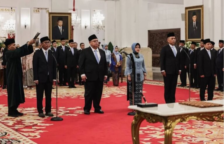Presiden Prabowo Melantik Kepala BPKP, BPS, dan BSSN di Istana Negara