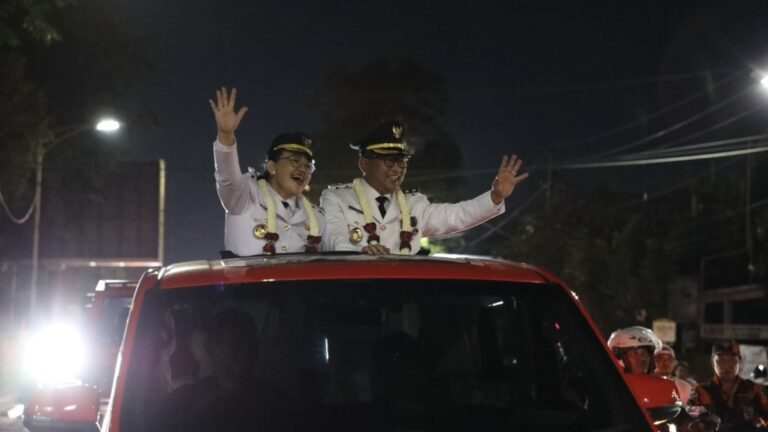 Disambut Ribuan Warga, Agustin-Iswar Komitmen Jalankan Amanah dengan Tanggung Jawab