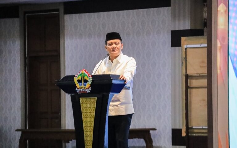 Gubernur Luthfi Ingatkan untuk Bijak Bermedsos