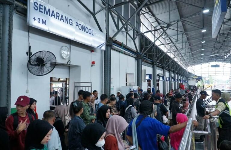 Lima Hari Masa Mudik Lebaran, 43 Ribu Pemudik Tiba di Stasiun Semarang 