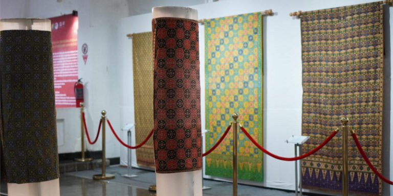 Jejak Islam di Atas Lembaran Batik
