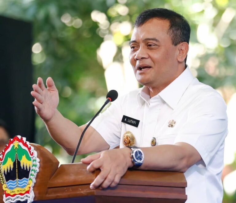 Gubernur Ahmad Luthfi Berhasil Kembalikan Status Bandara Internasional Ahmad Yani