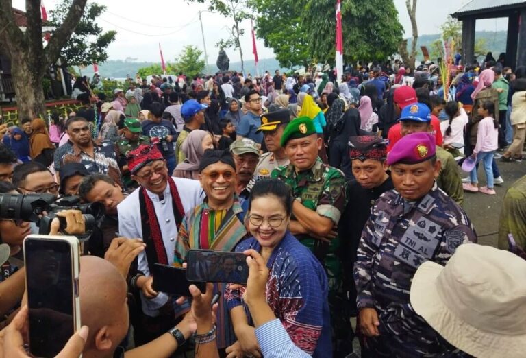 Tekan Polusi Udara, Wali Kota Semarang Galakkan Gerakan Menanam Pohon
