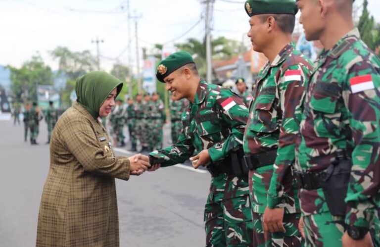Bupati Purworejo Lepas 370 Personel TNI YONIF 412 Misi Perdamaian ke Kongo
