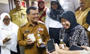 Gubernur Jateng, Ahmad Luthfi saat menerima audiensi BRIN di kantor Gubernur Jateng, Senin (5/5).(Foto Ist)