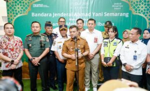 Gubernur Jateng Ahmad Luthfi, saat mengunjungi Bandara Internasional Jendral Ahmad Yani, beberapa waktu lalu.(Dok Humas)