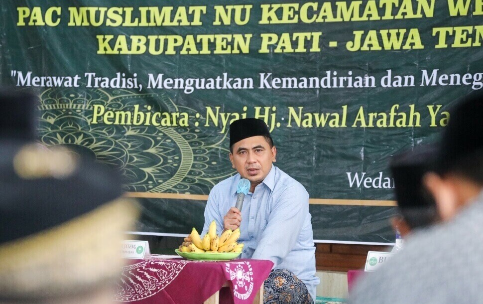Wagub Jateng, Taj Yasin Maimoen, saat menghadiri acara Istighosah Harlah NU ke-79 dan pelepasan calon jemaah haji di Pati, Senin (12/5).(Dok Humas)