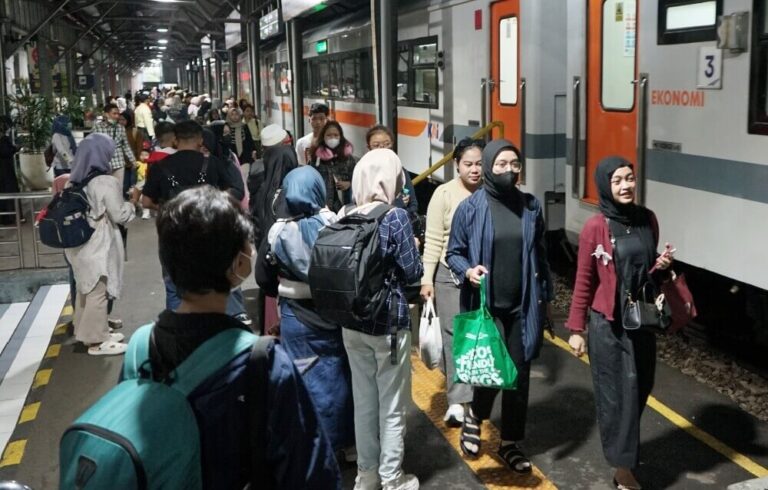 Libur Waisak 2025, Daop 4 Semarang Layani 245 Ribu Penumpang