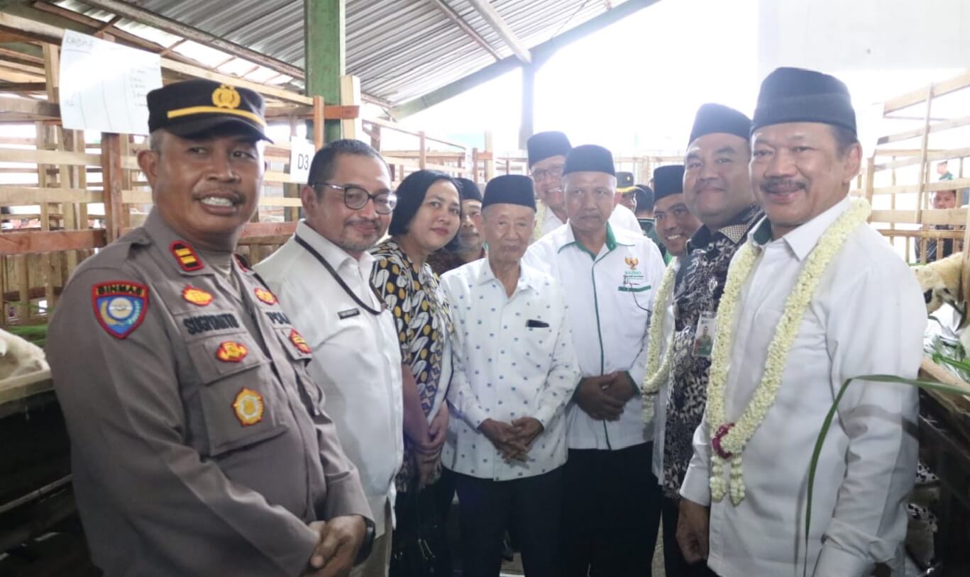 BAZNAS RI meresmikan Balai Ternak ke-47 di Desa Temulus, Kecamatan Randublatung, Kabupaten Blora, Kamis (15/5).(Dok Humas)