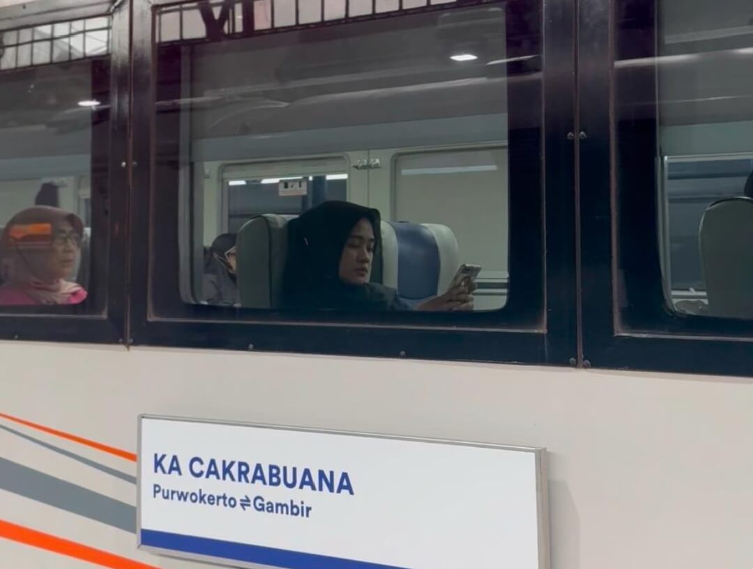 14.795 pelanggan yang telah menggunakan layanan Kereta Api Cakrabuana sejak pertama kali beroperasi pada 1 Februari 2025.(Dok Humas)