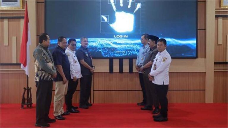 Digitalisasi Layanan Publik, Bank Jateng dan Pemkab Wonogiri Resmikan E-Marketplace & E-Ticketing