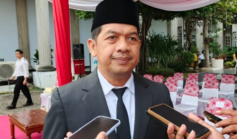Kepala Dinas Pendidikan Kota Semarang, Bambang Pramusinto.(BahteraJateng)