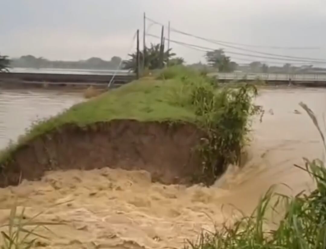 Kecamatan Gubug, kabupaten Grobogan kembali banjir akibat jebolnya tanggul Sungai KB 1, Rabu (18/6).(Foto Ist)