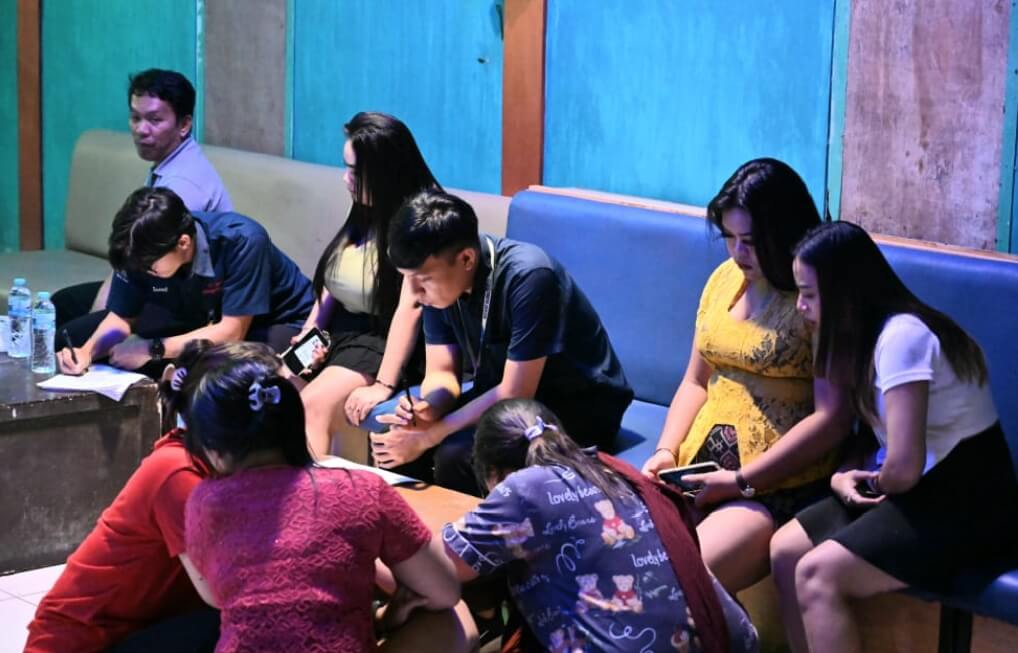 Satpol PP dan Dinkes Banjarnegara melakukan operasi gabungan pengawasan dan pemeriksaan kesehatan HIV/AIDS di sejumlah tempat hiburan malam, Senin (23/6).(Foto Ist)