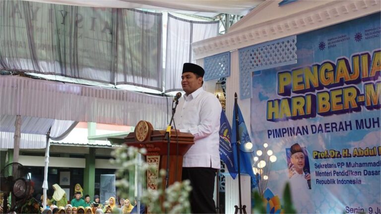 Mendikdasmen Apresiasi Pemkab dan Muhammadiyah Jepara Majukan Pendidikan