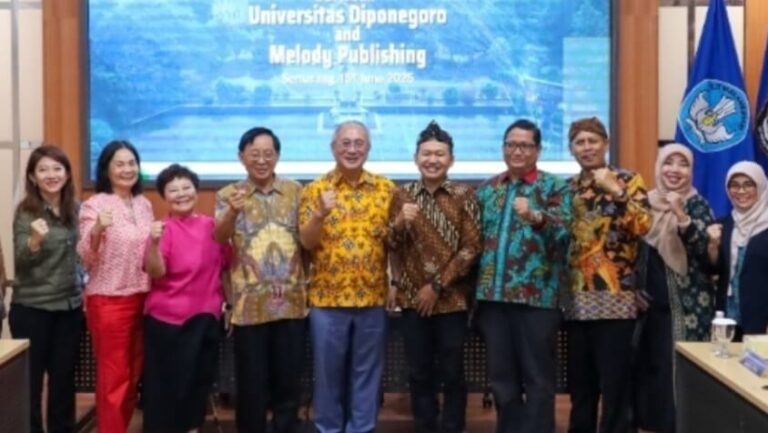 UNDIP dan Melody Publishing, Taiwan, melalui penandatanganan MoU pada Jumat (13/6) di Gedung Widya Puraya, Semarang.(Dok Humas)