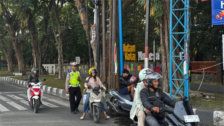 120 Pengendara Terjaring Operasi Patuh Candi 2025 di Demak