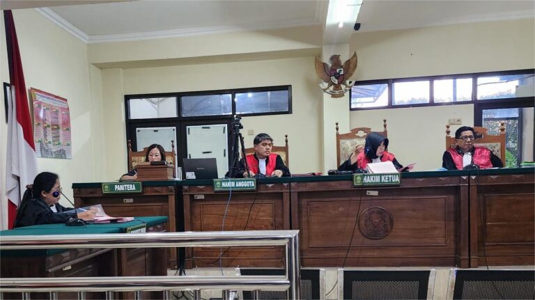 PN Semarang Mulai Adili Polisi Penganiaya Bayi Hingga Tewas