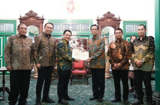Sri Sultan Hamengku Buwono X