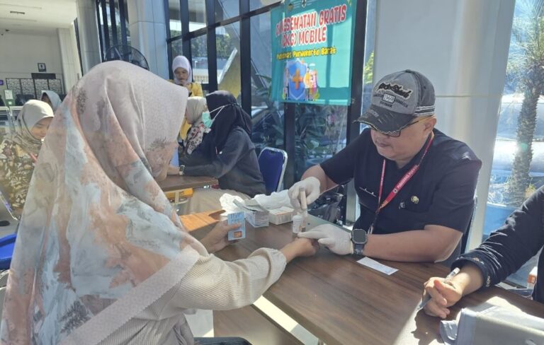 KAI Daop 5 dan Puskesmas Purwokerto Barat Gelar Skrining Kesehatan Gratis