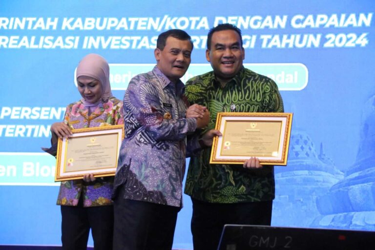 Blora Raih Penghargaan Investasi Tertinggi di Ajang CJIBF 2025