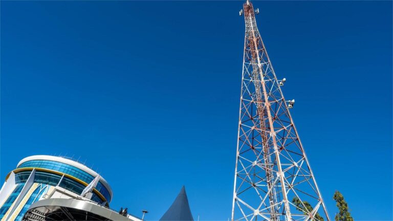 Indosat Catat Pendapatan Rp13,5 Triliun di Kuartal II 2025