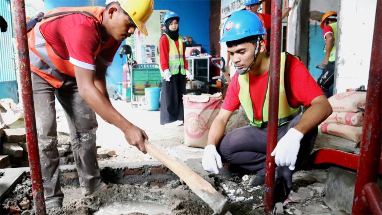 Semen Merah Putih Renovasi SLB