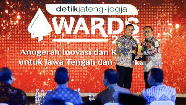 Komitmen Digitalisasi Bank Jateng Berbuah Penghargaan Bergengsi