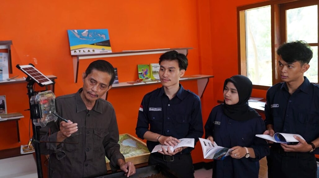 Prof. Juhadi