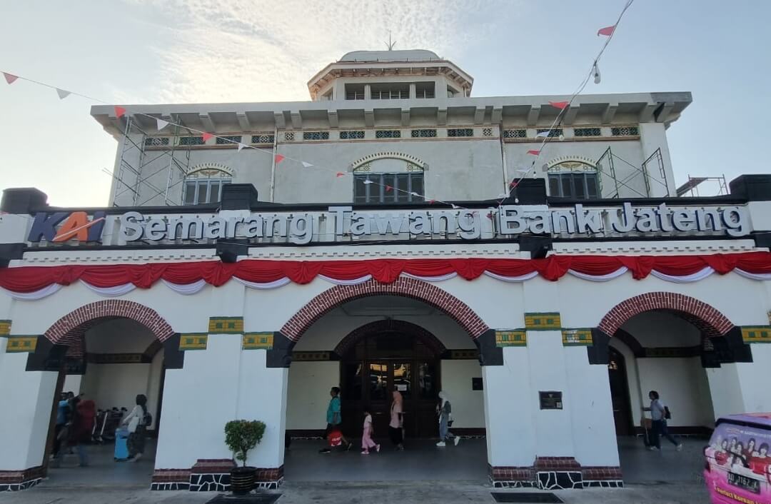 Stasiun Semarang Tawang